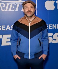 ted-lasso-season-3-premier-jason-sudeikis-blue-tracksuit