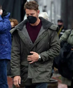 The Noel Diary Justin Hartley Green Jacket